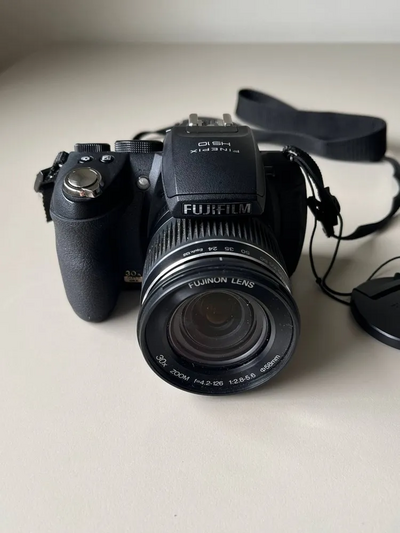 Fujifilm HS10 Image