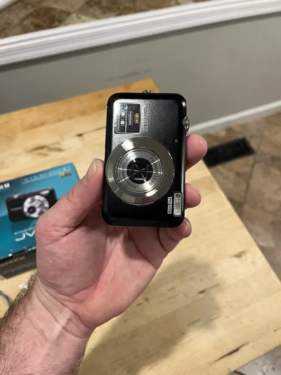 Fujifilm FinePix JV100 Image