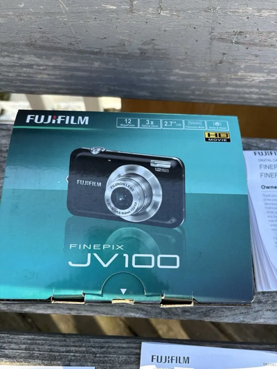 Fujifilm FinePix JV100 Image