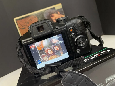 Fujifilm S8200 Image