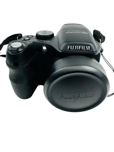Fujifilm S2000HD Image