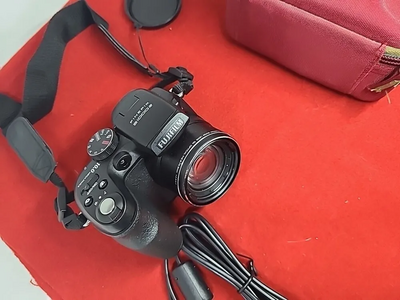 Fujifilm S1000fd Image