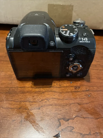 Fujifilm S4250WM Image