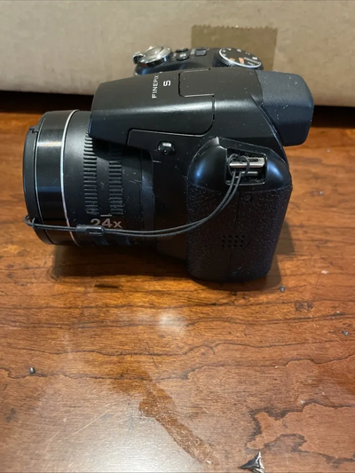 Fujifilm S4250WM Image
