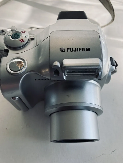 Fujifilm FinePix 2800 Image