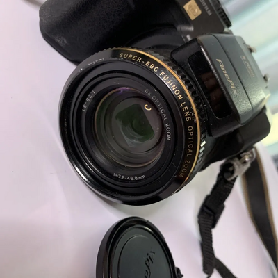 Fujifilm FinePix S7000 Image