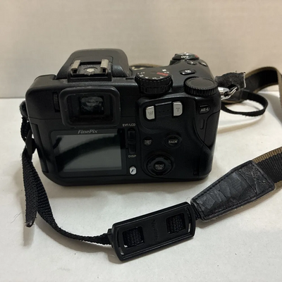 Fujifilm FinePix S7000 Image