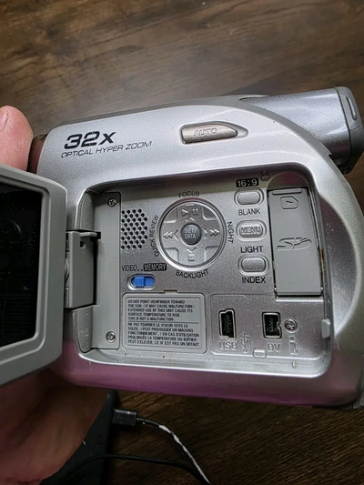 JVC GR-D372 Image