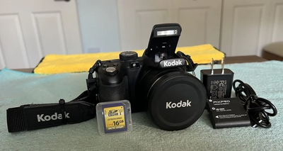 KODAK PIXPRO AZ421 Image