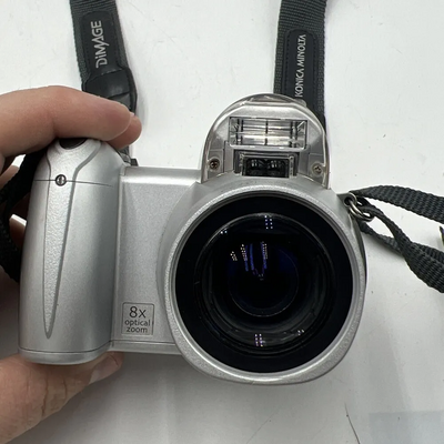 Konica Minolta Dimage z10 Image