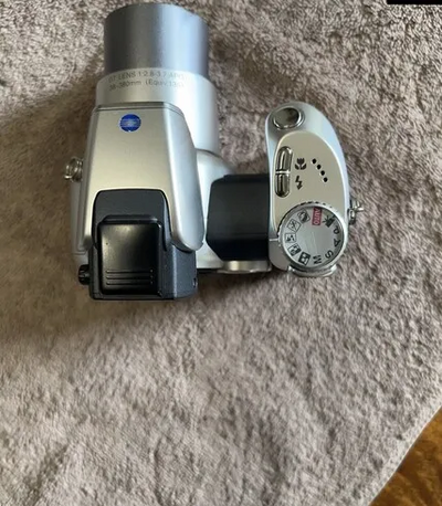 Konica Minolta Z2 Image
