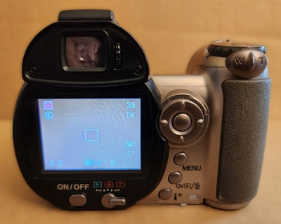 Konica Minolta Z6 Image