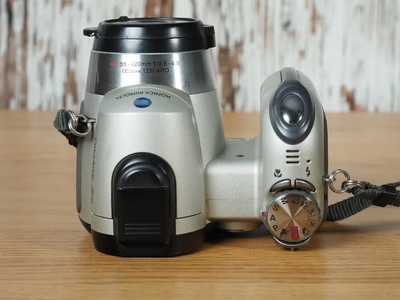 Konica Minolta Z5 Image