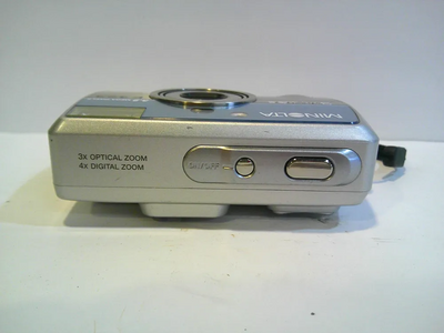 Konica Minolta E323 Image