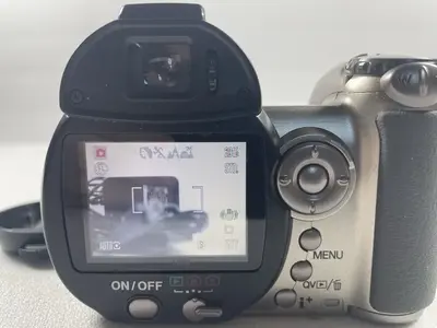 Konica Minolta DiMAGE Z3 Image