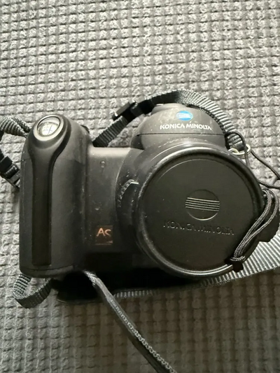 Konica Minolta Z5 Image