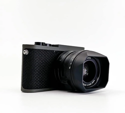Leica Q2 Reporter Edition Image