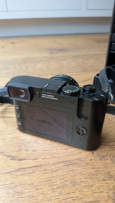 Leica Q2 Image