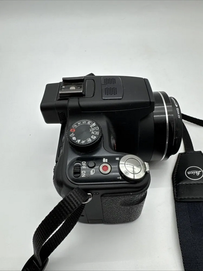 Leica V-LUX 2 Image