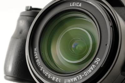 Leica Leitz v-lux 3 Image