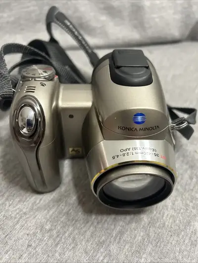 Minolta Konica  dimage z5 Image