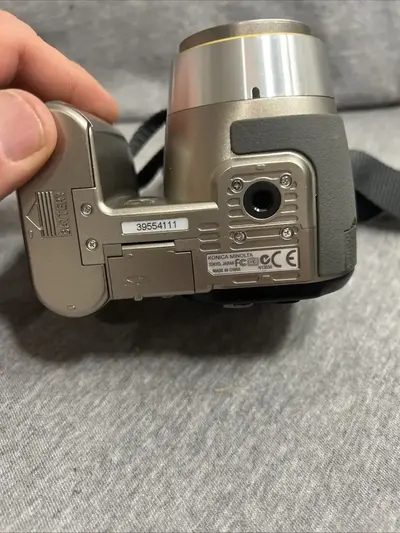 Minolta Konica  dimage z5 Image