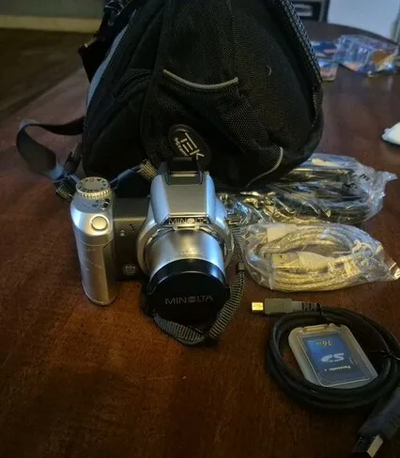 Minolta Z1 Image