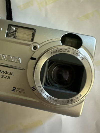 Minolta E223 Image