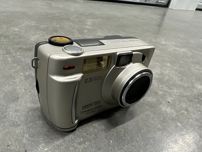 Minolta DiMAGE 2330 ZOOM Image