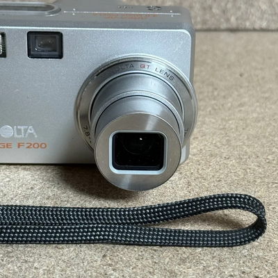 Minolta F200 Image
