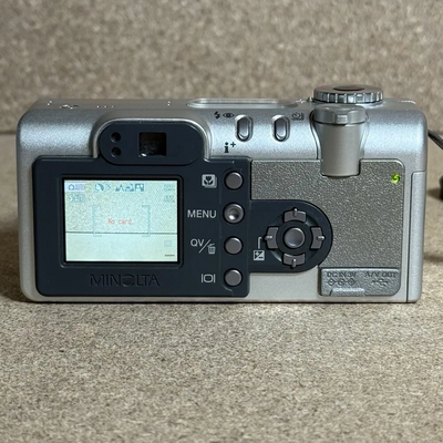Minolta F200 Image