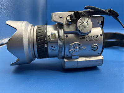 Minolta DiMAGE 7 Image