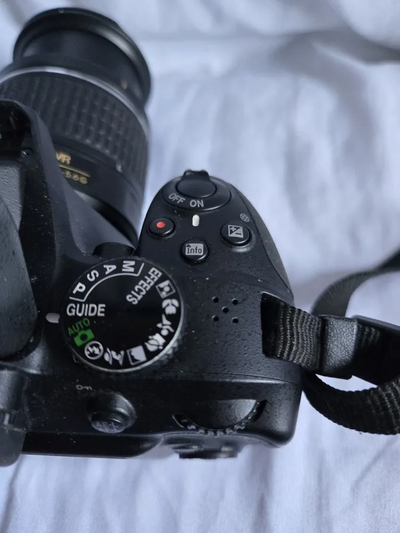 Nikon D3400 Image