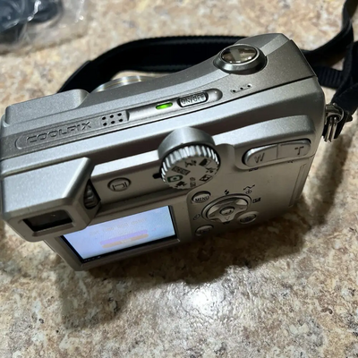 Nikon 4800 Image