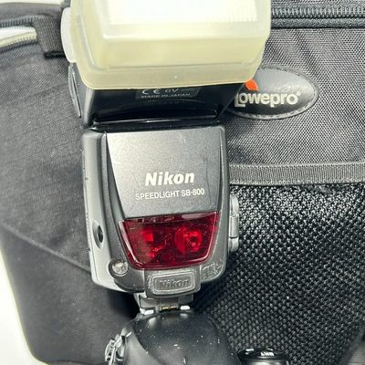 Nikon Speedlight 800 Image