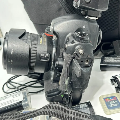 Nikon Speedlight 800 Image
