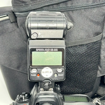 Nikon Speedlight 800 Image