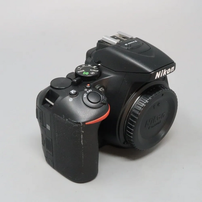 Nikon D5600 DX Image