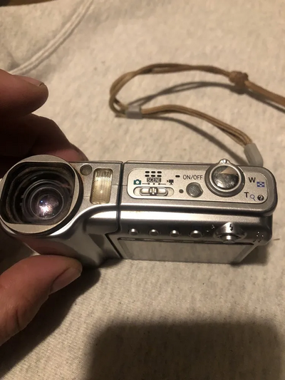 Nikon S4 Image