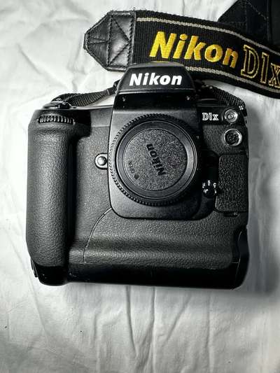 Nikon D1 Image