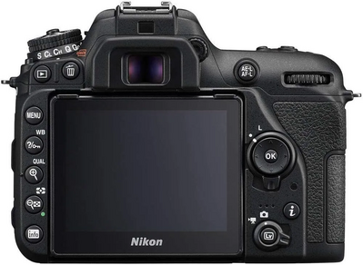 Nikon D7500 Image