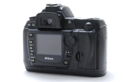 Nikon D70s Image