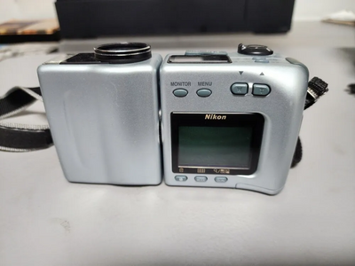 Nikon 950 Image