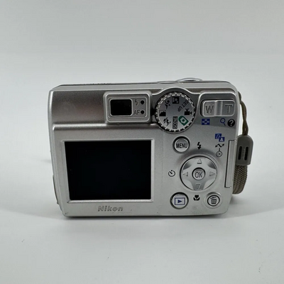 Nikon 5600 Image
