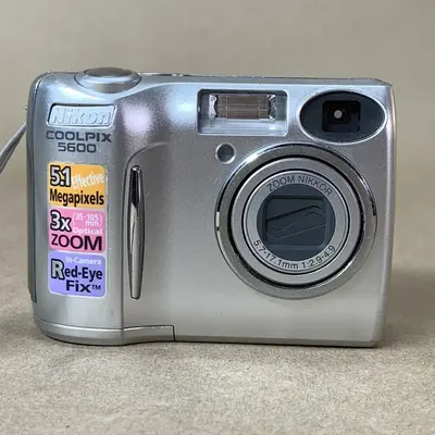Nikon 5600 Image