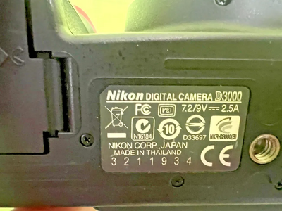 Nikon D3000 18-55mm Kit Image
