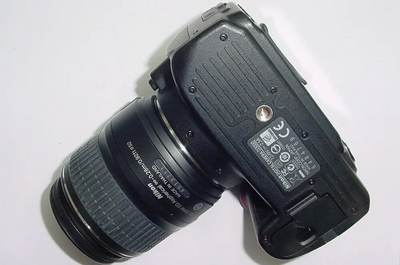 Nikon D3000 18-55mm Kit Image