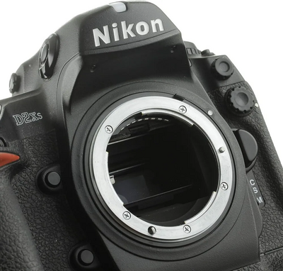 Nikon D2XSBODY Image