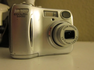 Nikon Coolpix S3200 Image