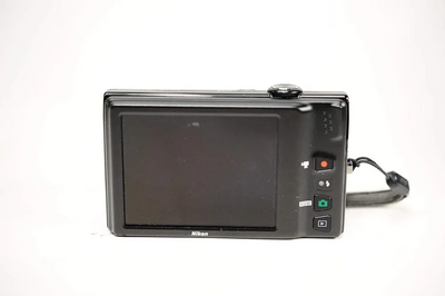 Nikon COOLPIX S6100 Image